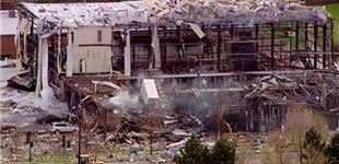 美国一化工厂发生爆炸 已致3死1失踪